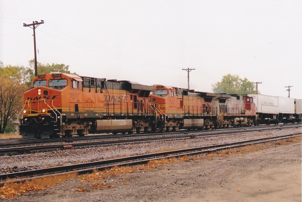 BNSF 7517 West